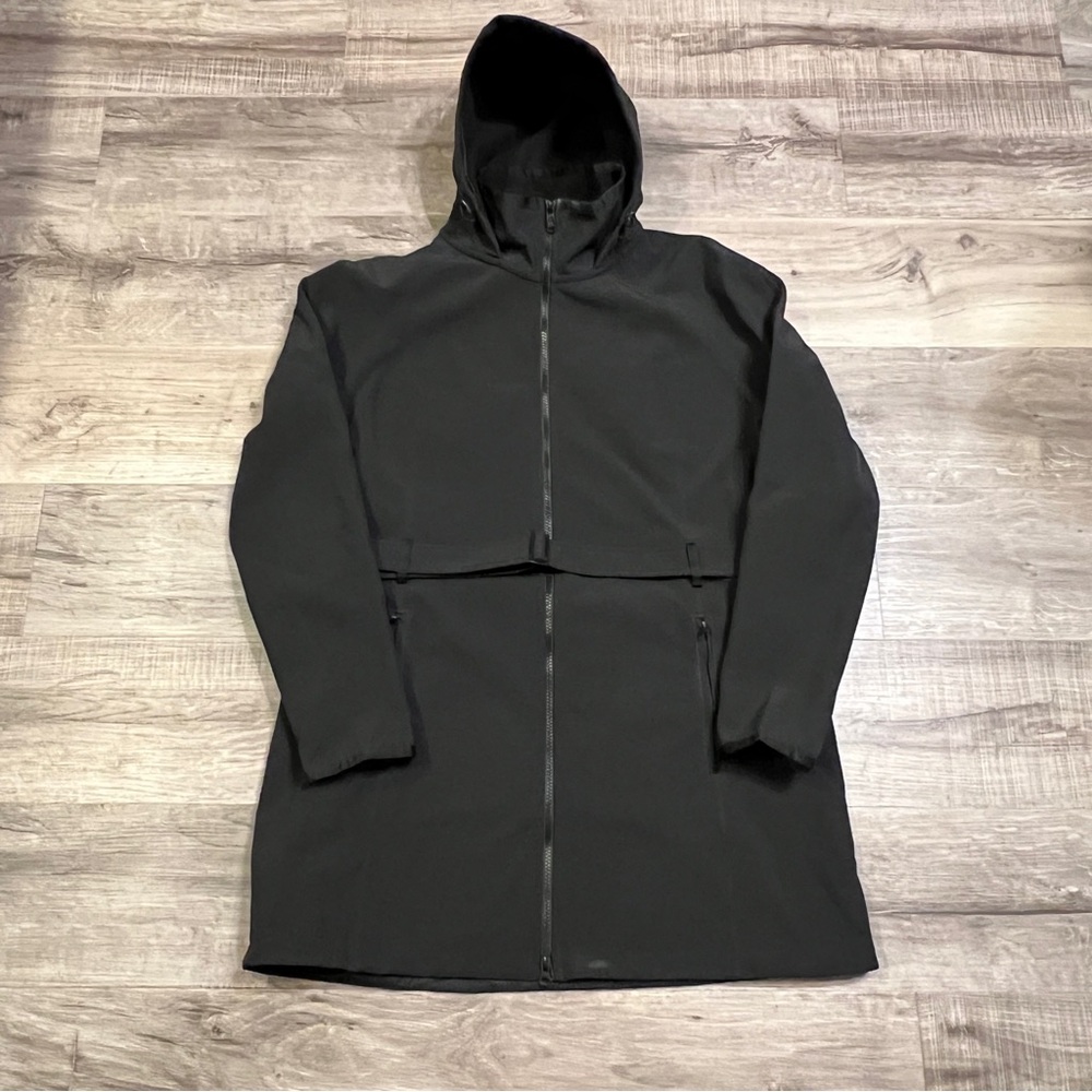 The North Face Women's Black Mid-length Water Proof Coat